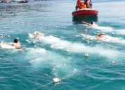 22 Casis Bintara Polri Polda Kepri Jalani Tes Renang di Laut