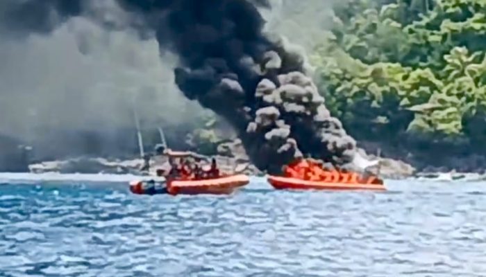 Diduga Korsleting, Kapal BPBD Anambas Terbakar