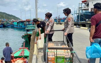 Humanis dan Persuasif, Polwan Anambas Lakukan Patroli Dialogis
