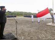 Wabup Anambas Pimpin Upacara di Tengah Hujan Lebat