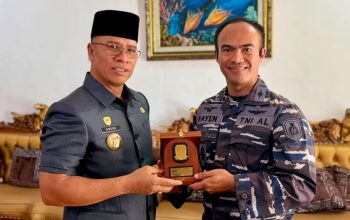 Bupati Aneng Perkuat Sinergi dengan Danlanudal Matak
