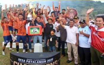 Raja Bayu Tutup Turnamen HUT Payalaman, Gudang Baru FC Juara