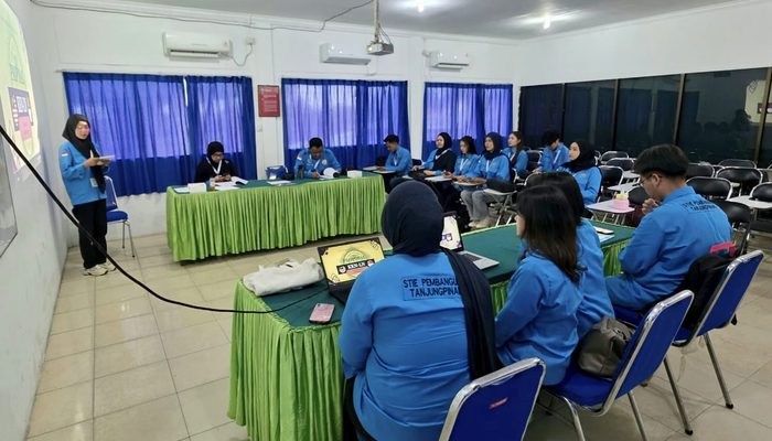 14 Mahasiswa STIE Pembangunan Tanjungpinang Matangkan KKN Luar Negeri